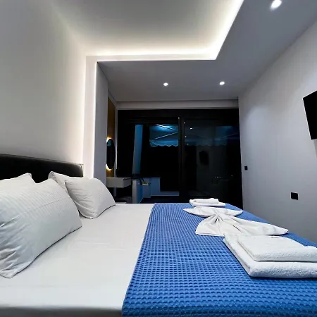 شقة Azure Serenity Suite 9 *